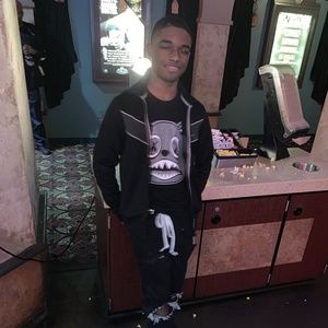 Meet your Posher, Laquitta